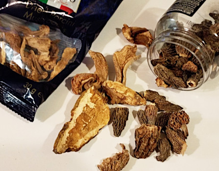 Dried mushrooms for storage magic